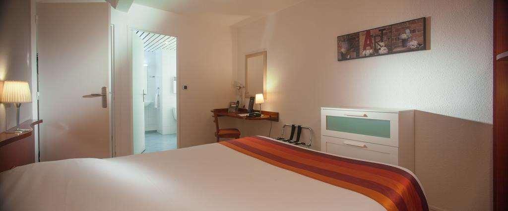 Hôtel Morphée Lille Villeneuve d'Ascq Villeneuve-d'Ascq Quarto foto